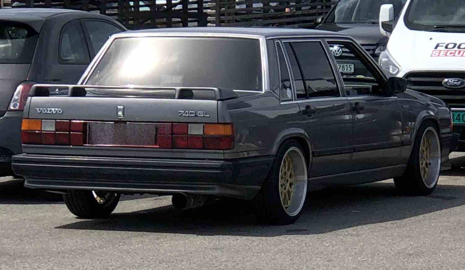Volvo 740 740 GL 2,3 129 hk manuell 4 gir
