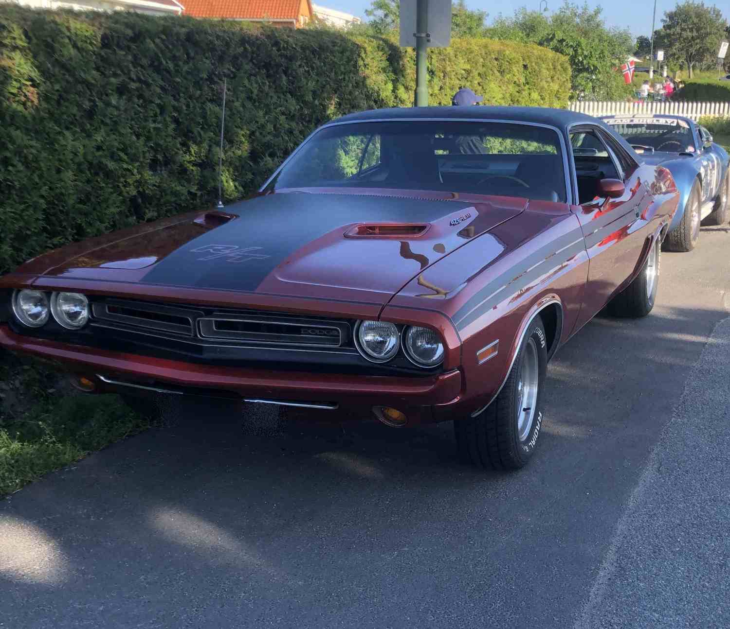 Dodge Challenger 6,3 V8 305hk 71mod