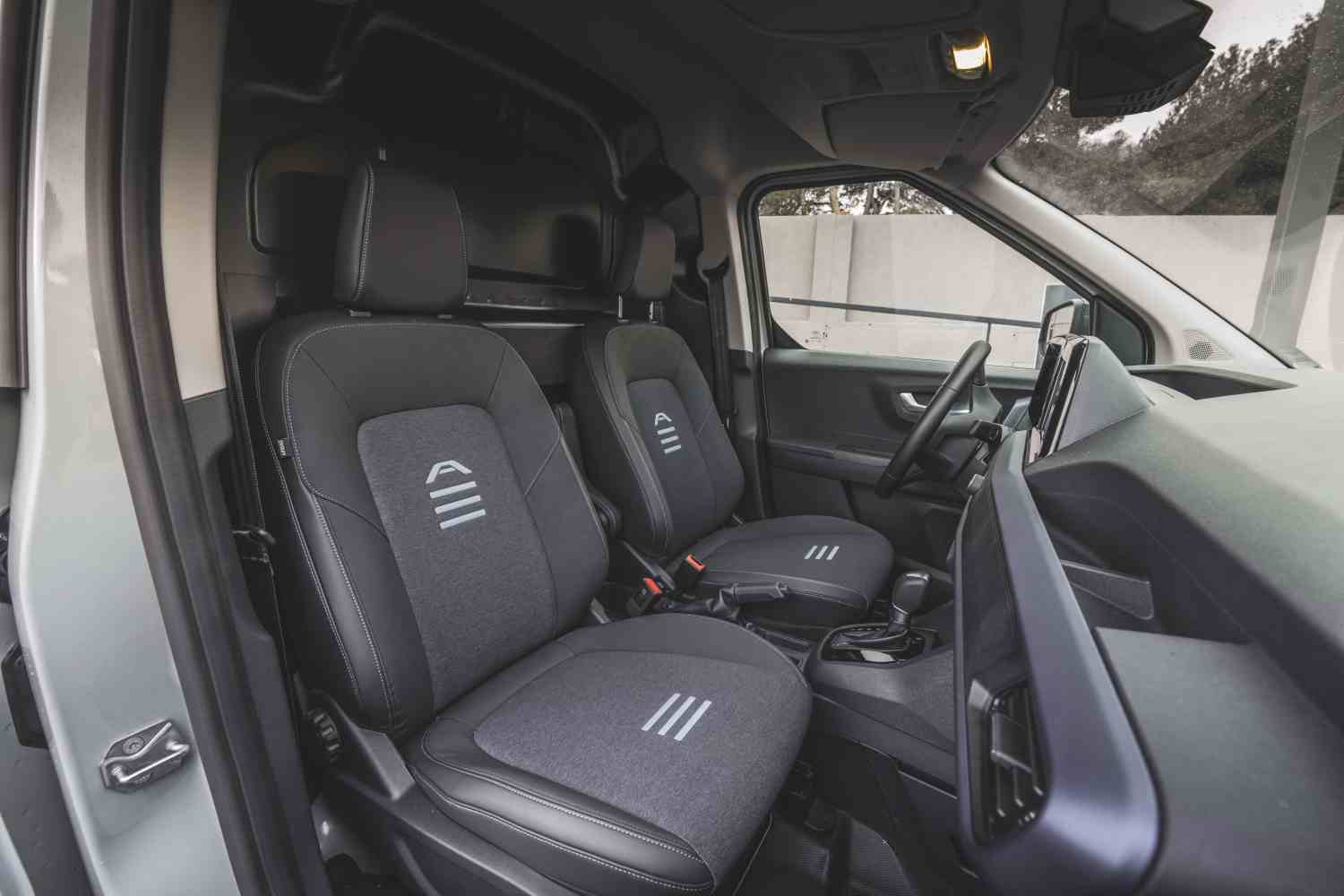 Ford Transit Courier 1,0L EcoBoost 125 HK Active