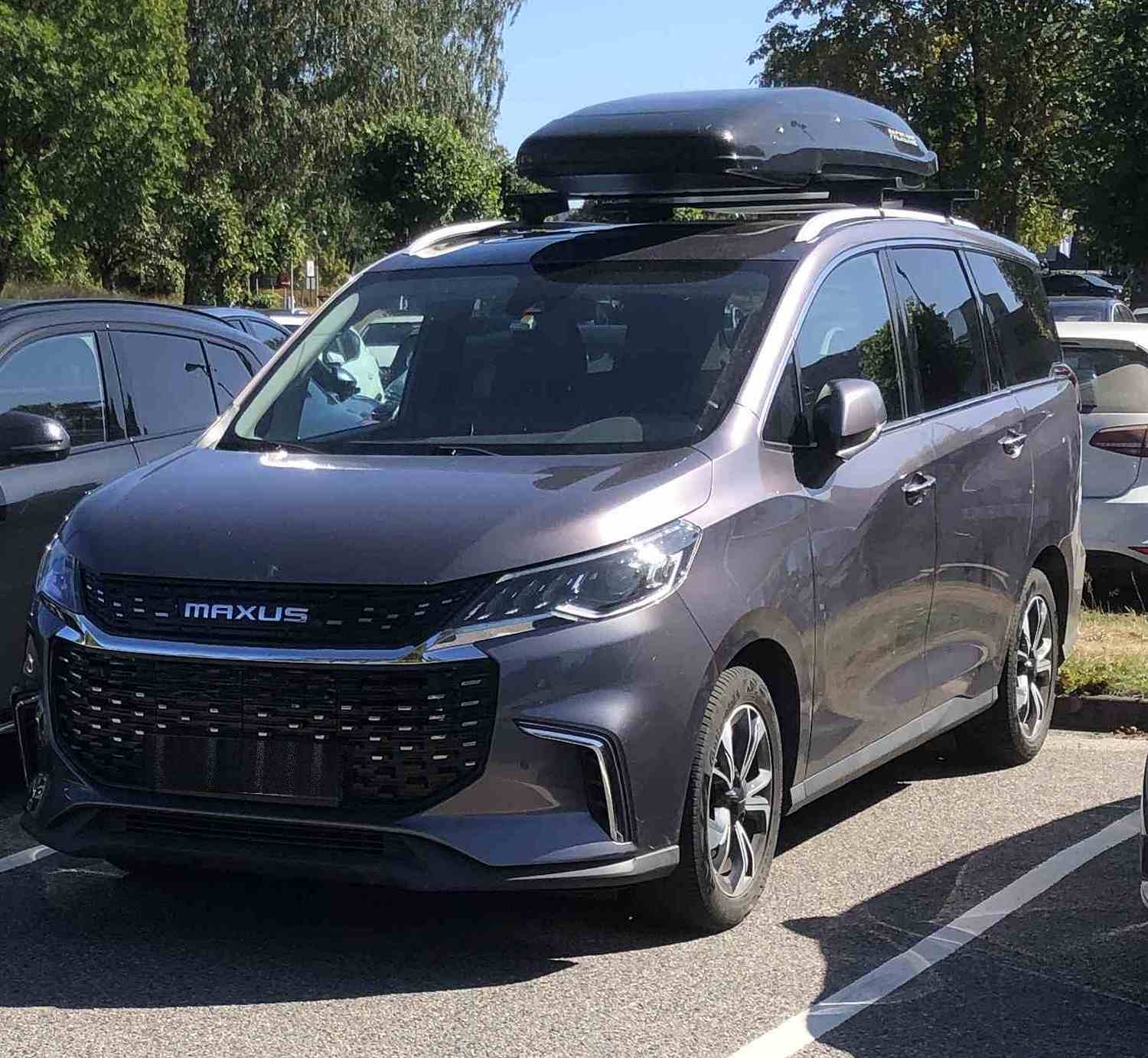 Maxus Euniq-5 7 seter 70 kwt 177 HK Exclusive, 2021 modell