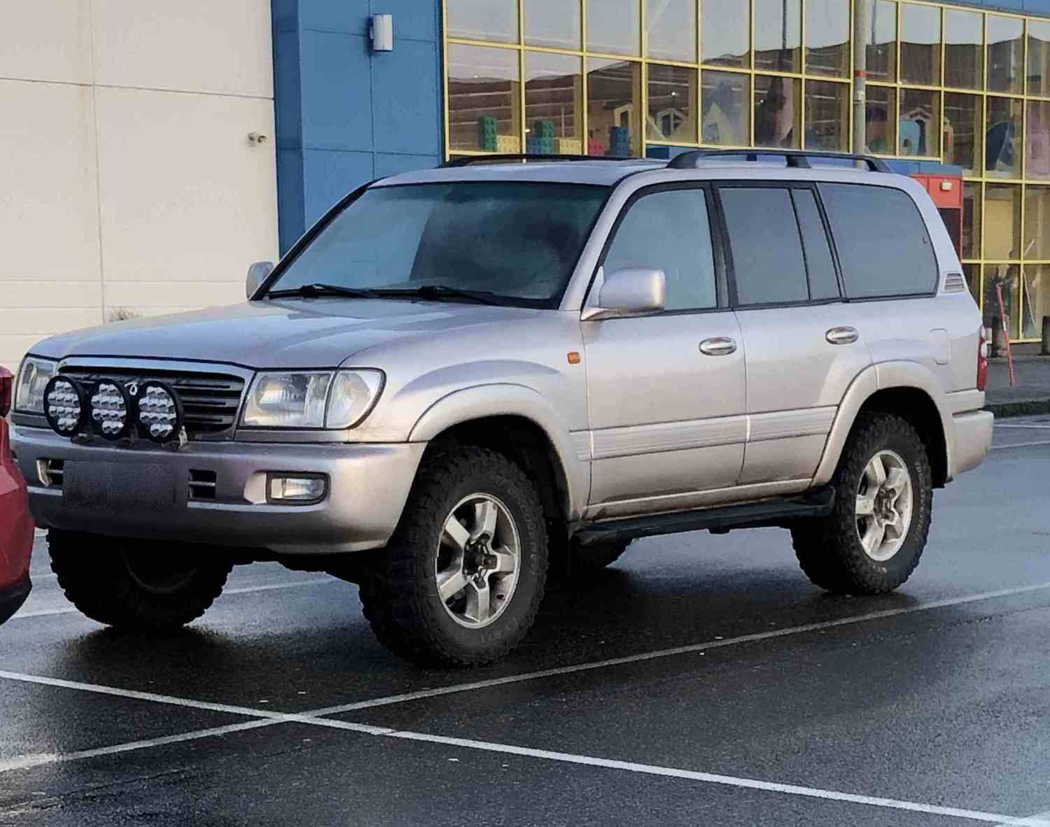 Toyota Land-Cruiser 100 4.2 TD 204 hk