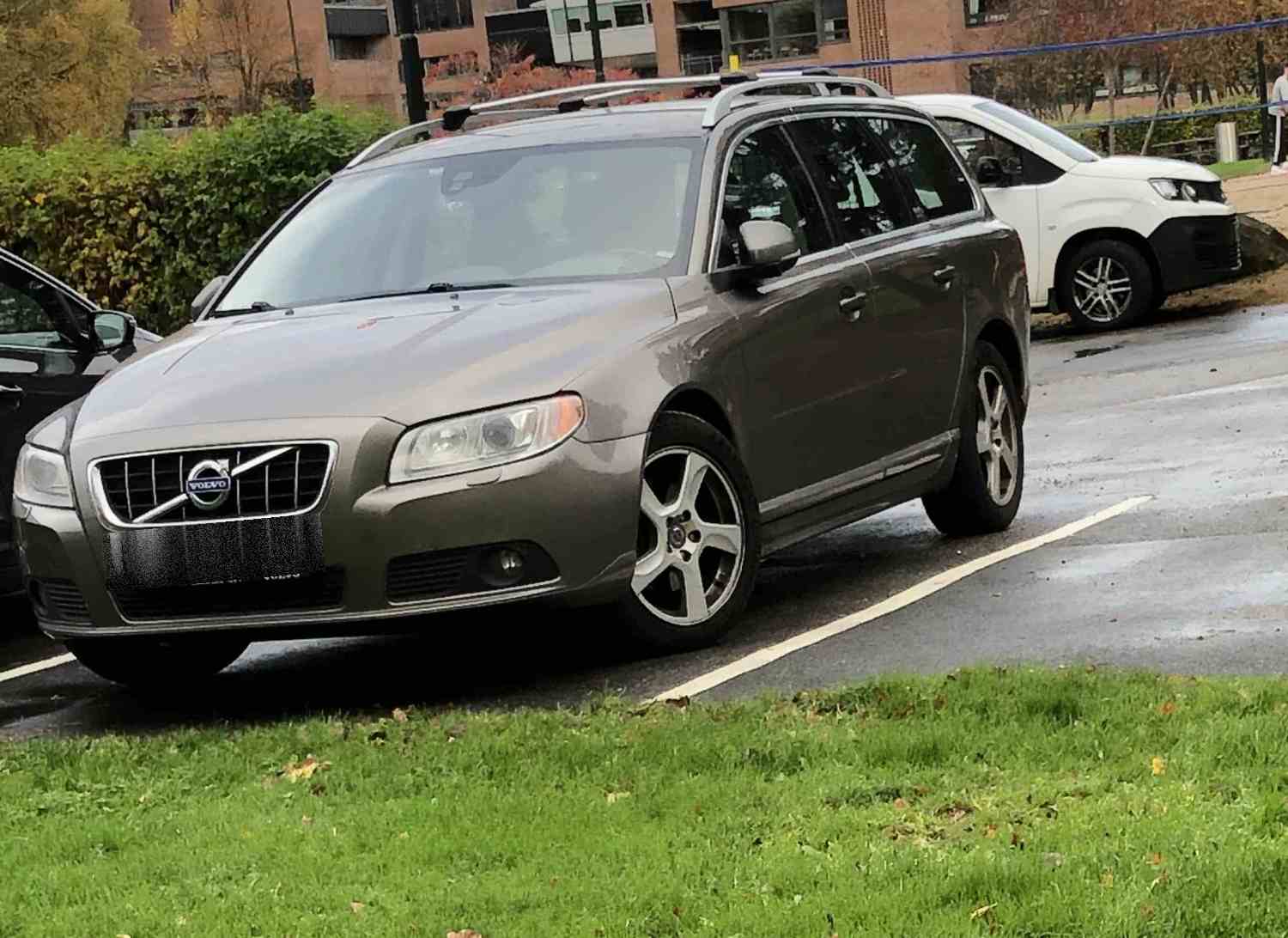 Volvo V70 III D2 115 hk   automat 11mod