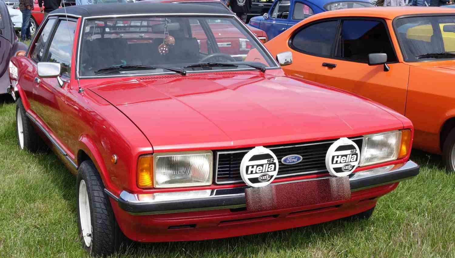 Ford Taunus 2000 GL 77mod