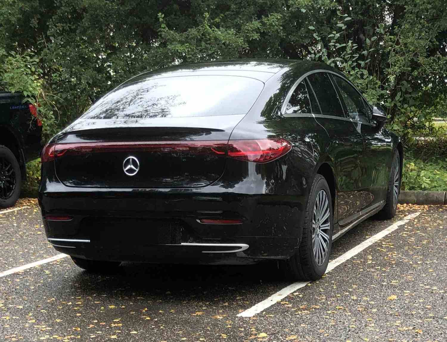 Mercedes-Benz EQS 450 4Matic Sedan 22