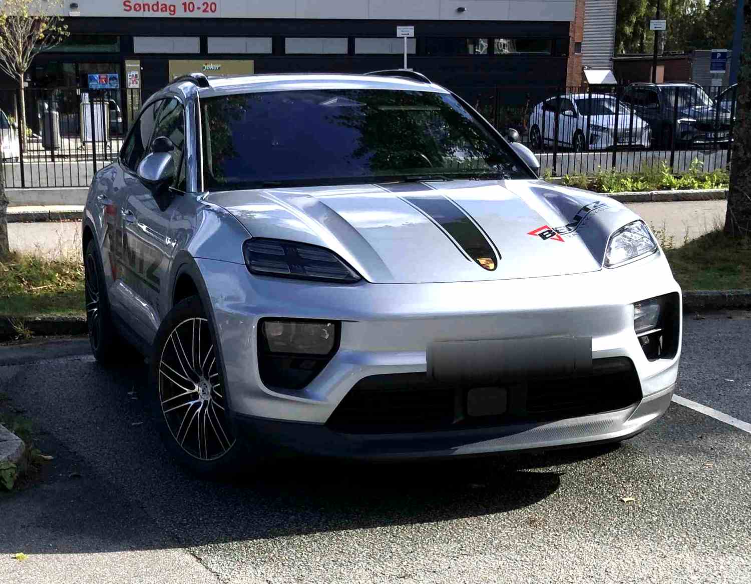 Porsche Macan electric 4 S Electric skolebil