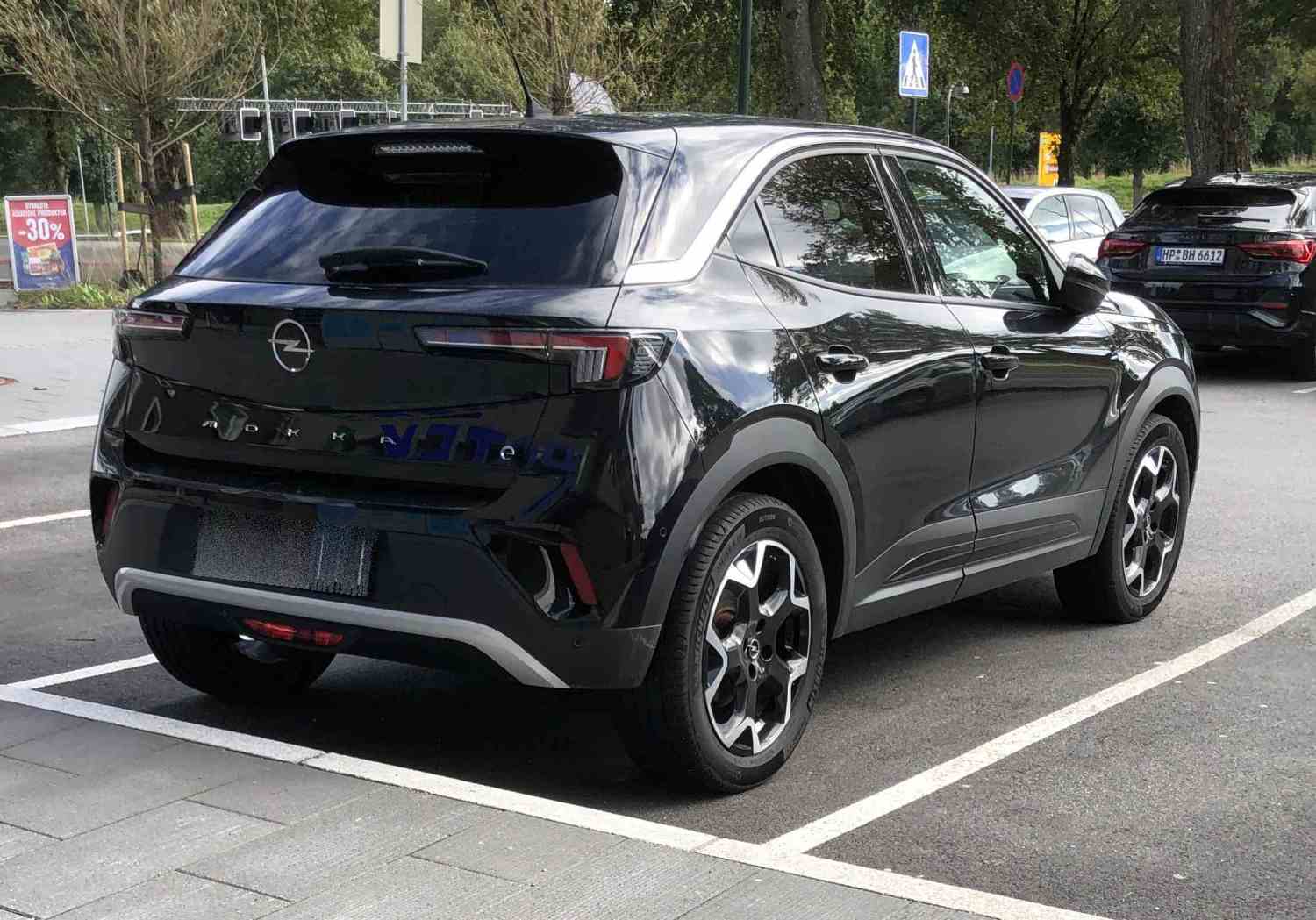 Opel Mokka-e Edition 136 hk, 50 kWt svart