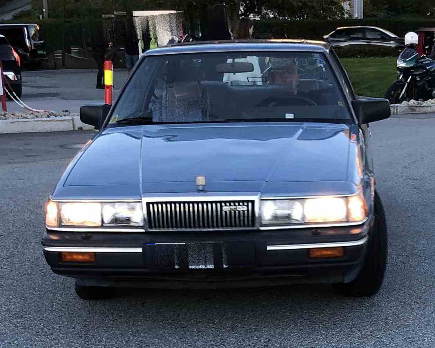 Mazda 929/Luce II (HB) 2.0 i sedan 101hk