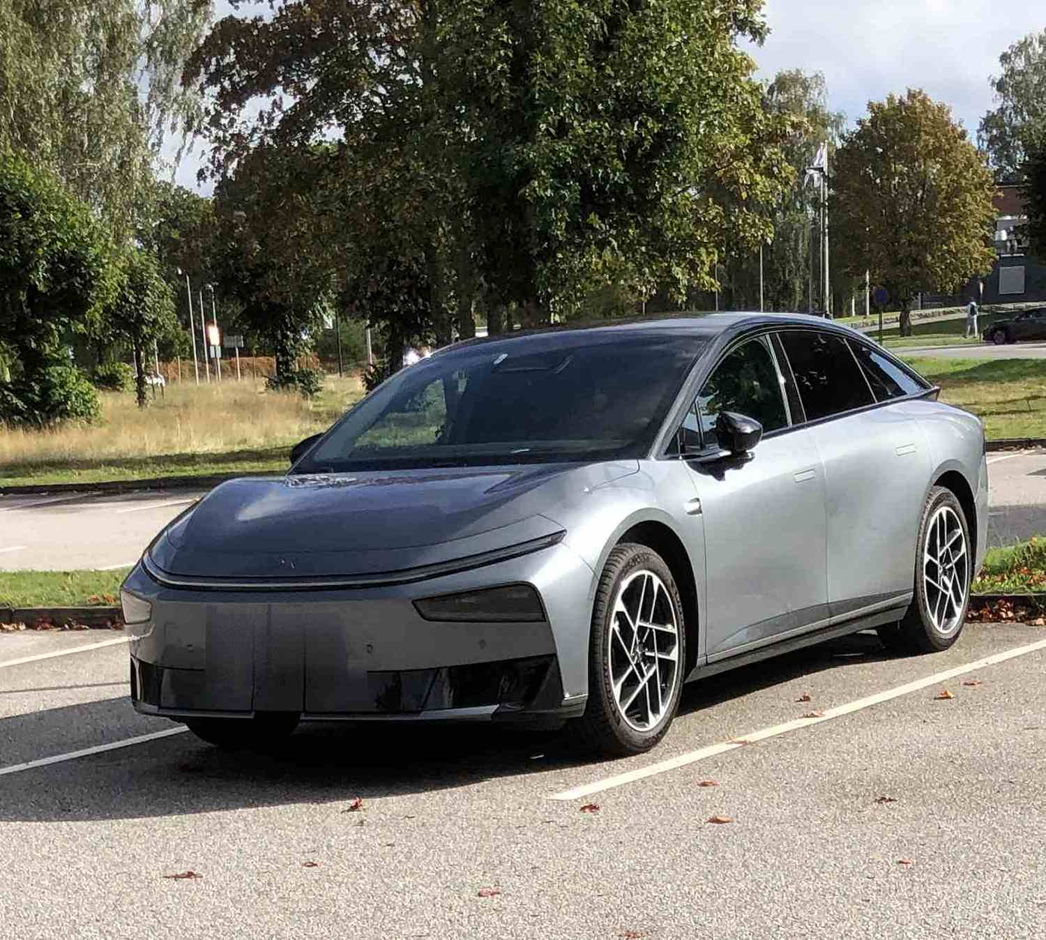 Xpeng P7 P7+ sedan RWD Long Range