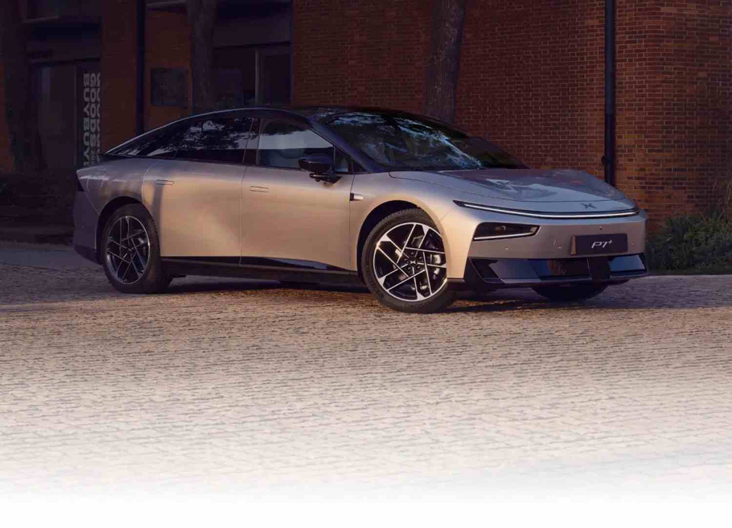 Xpeng P7 P7+ sedan AWD Performance