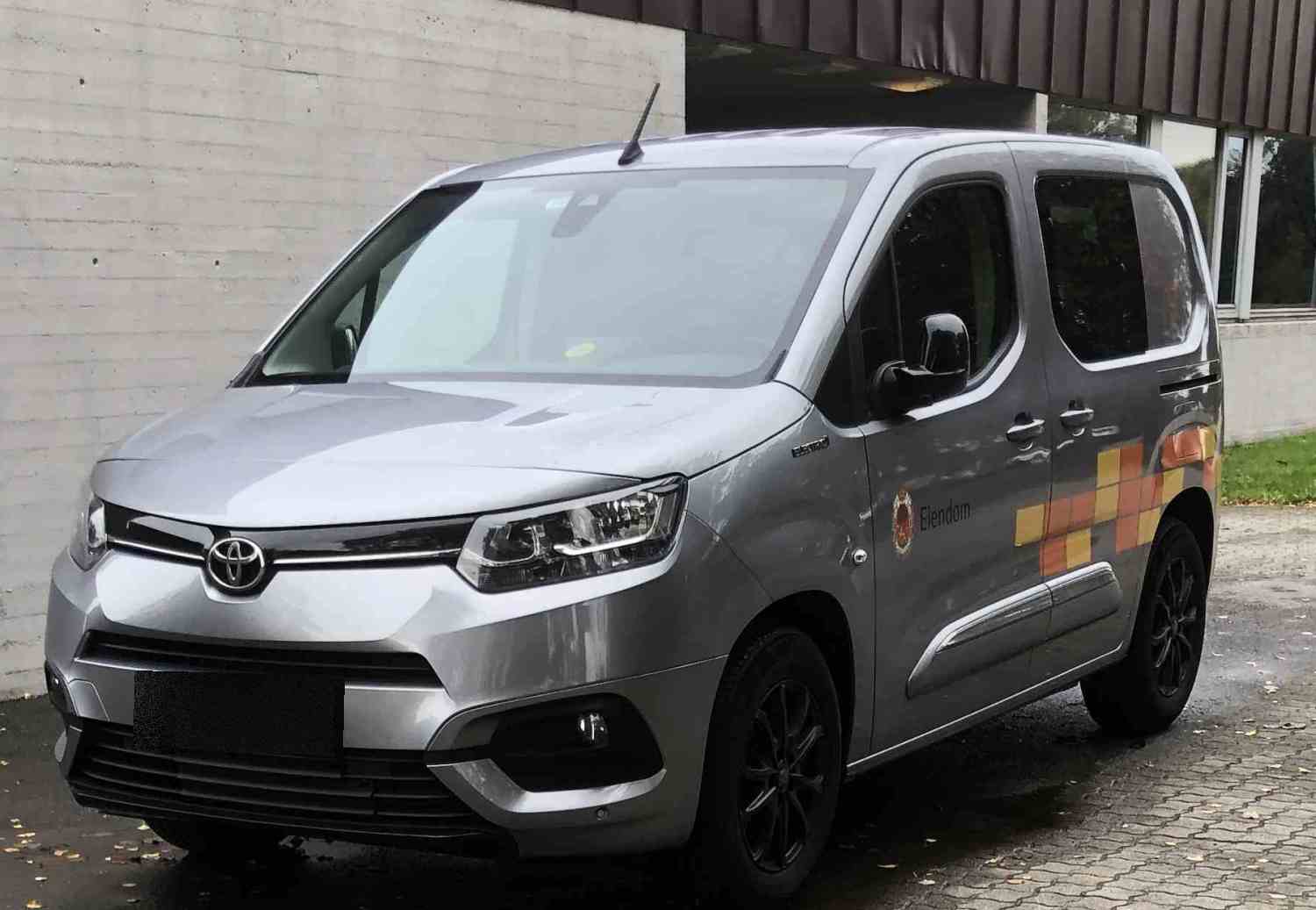 Toyota Proace EV City Comfort sidehengslet bakdører
