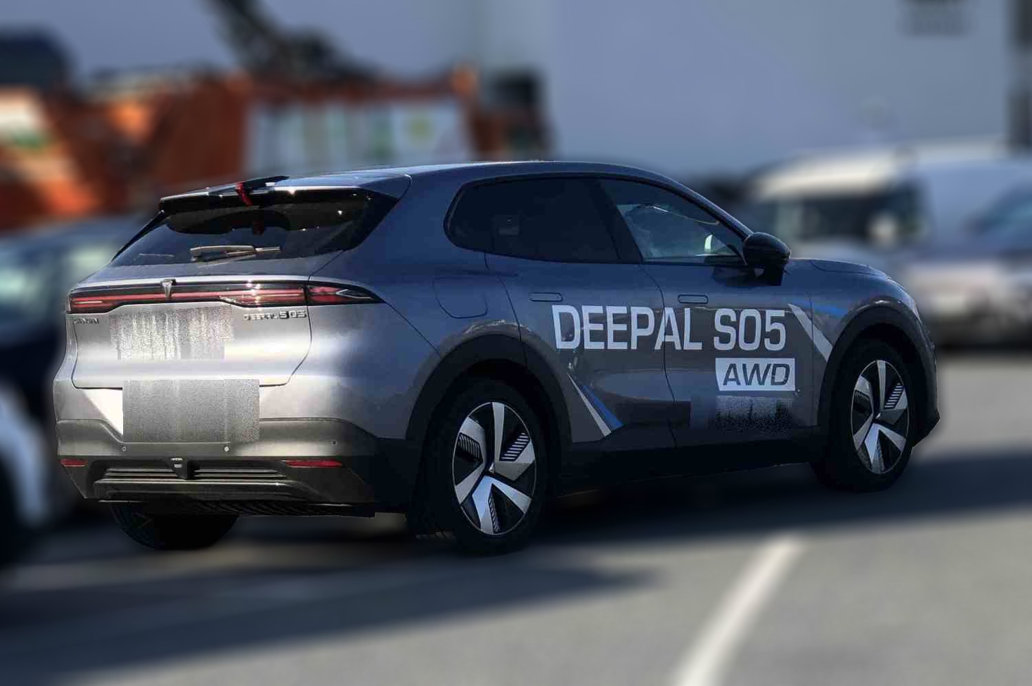 Changan Deepal S05 4WD grå