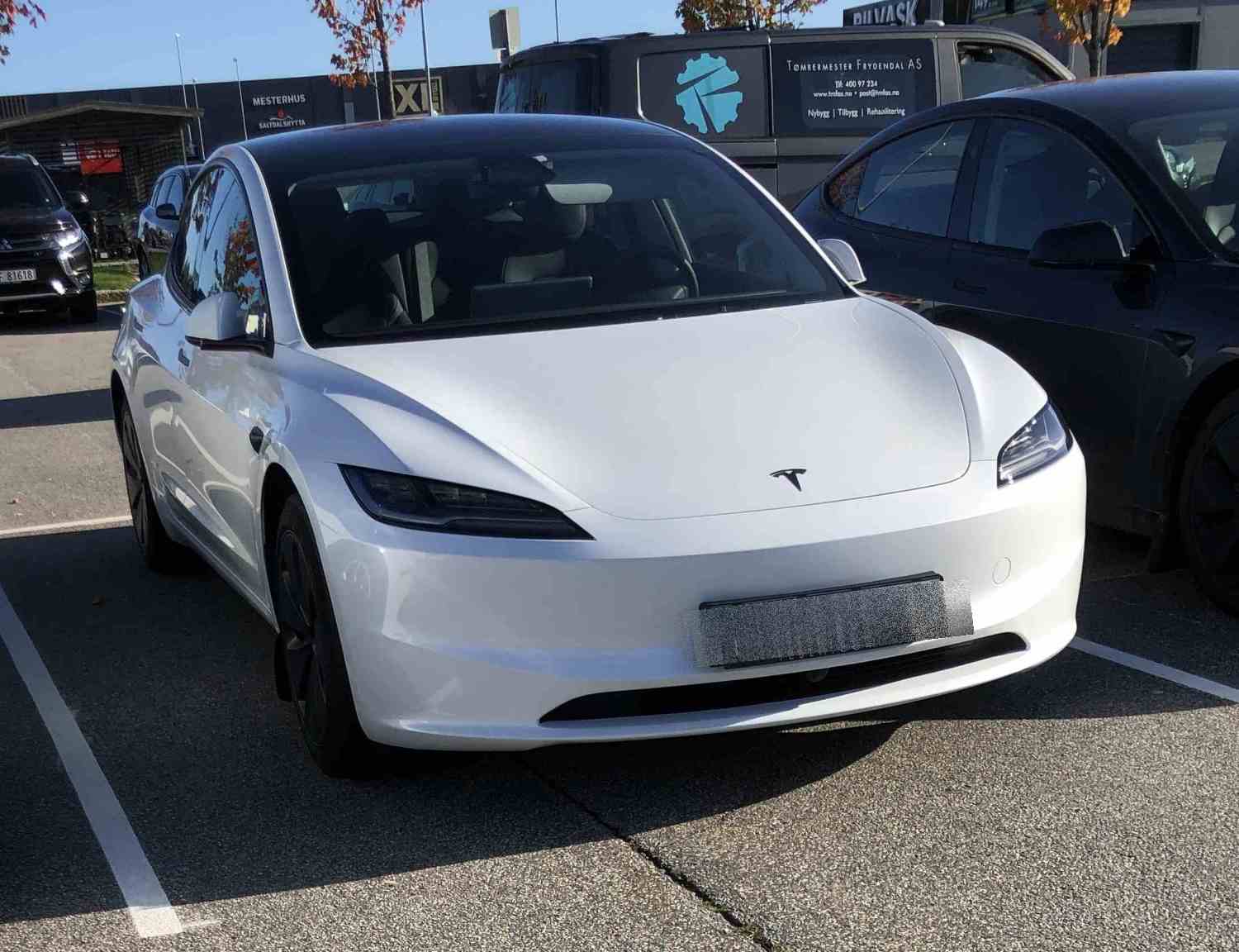 Tesla 3 Long range AWD hvit