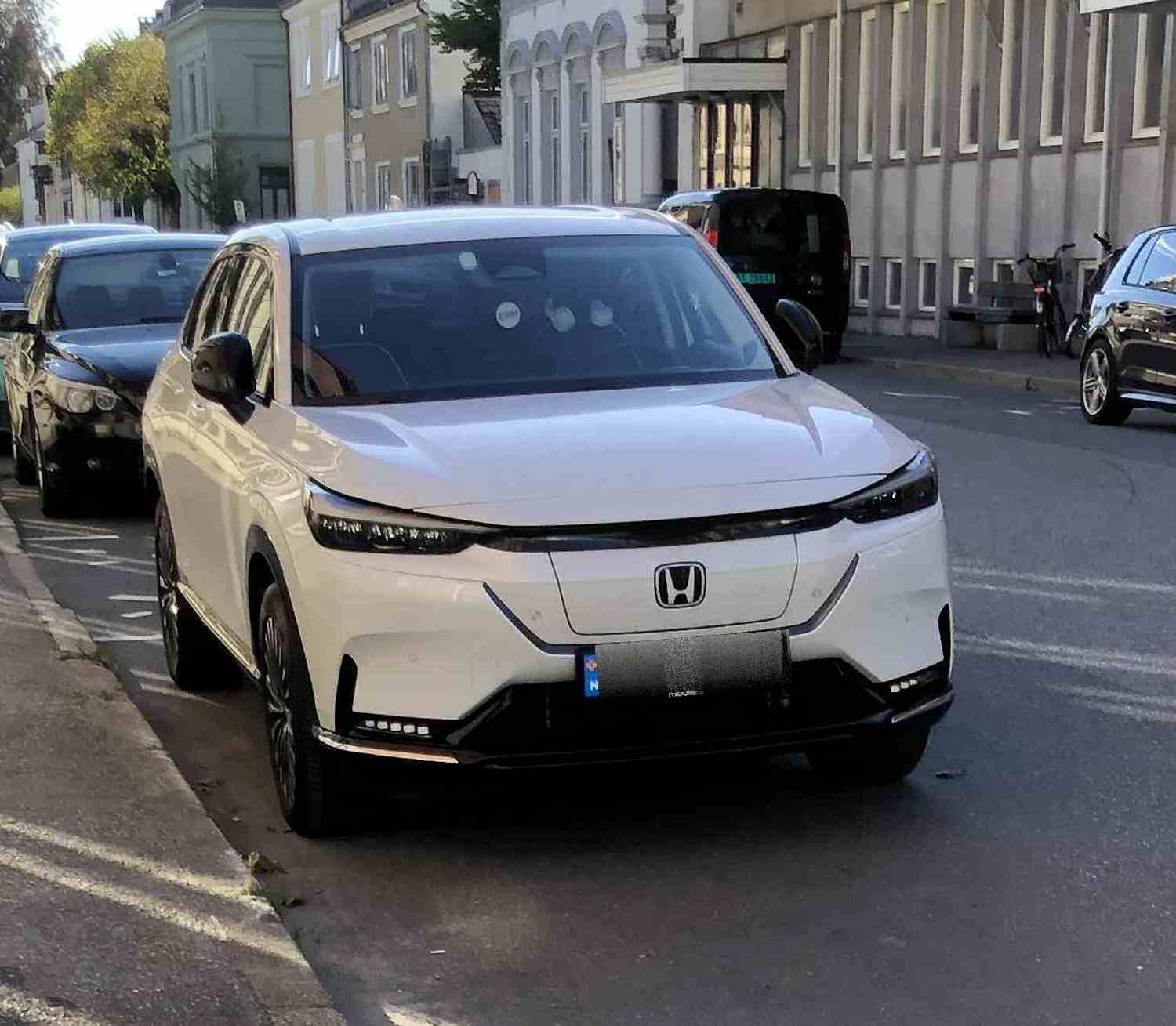 Honda e:Ny1 1 st gen, hvit