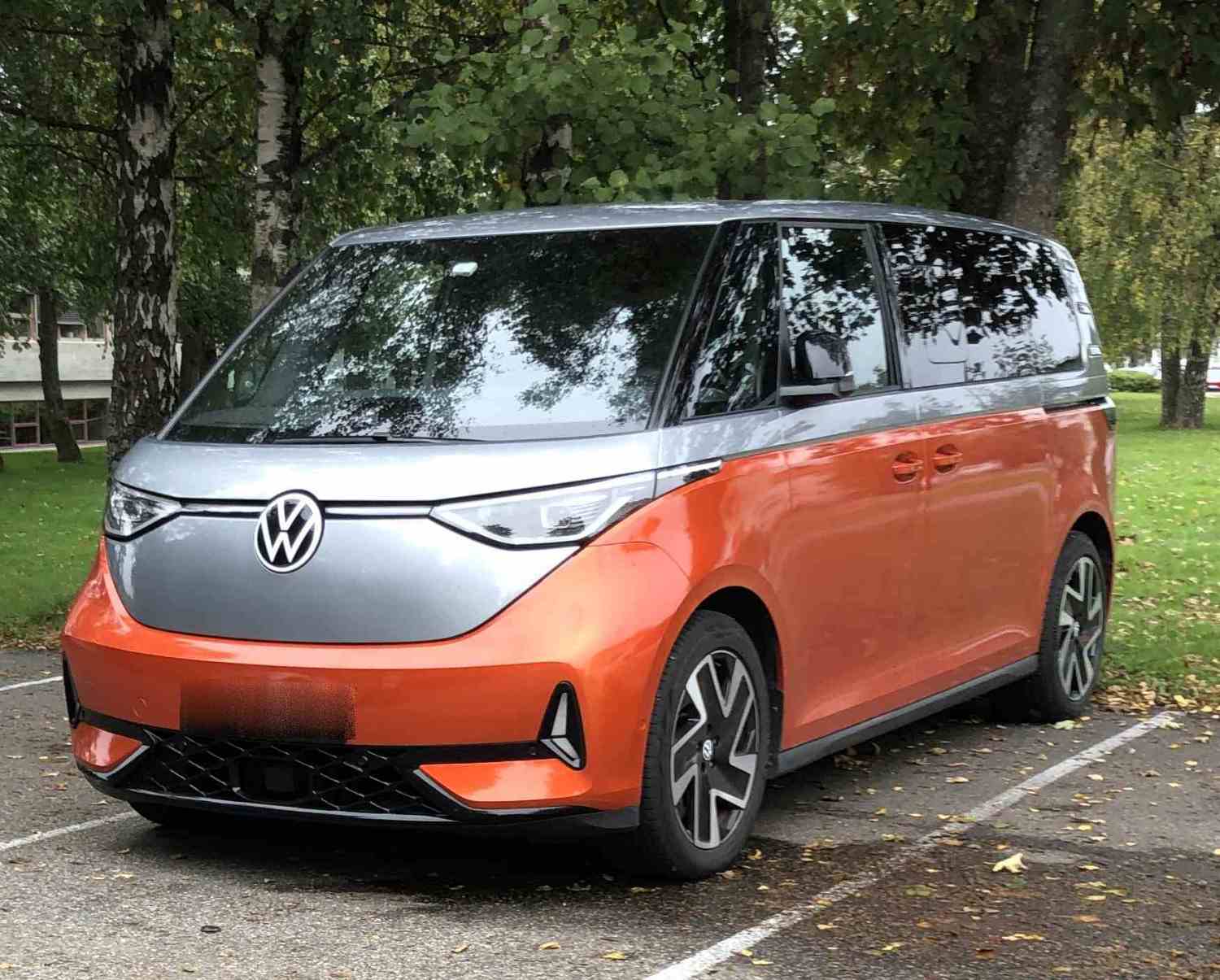 Volkswagen ID.Buzz personbil GTX LR 340 HK orange