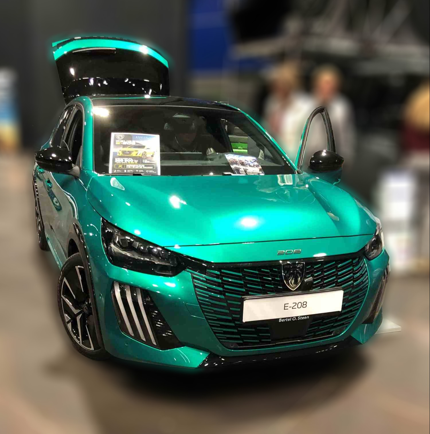 Peugeot e-208 e-208 GT  156hk