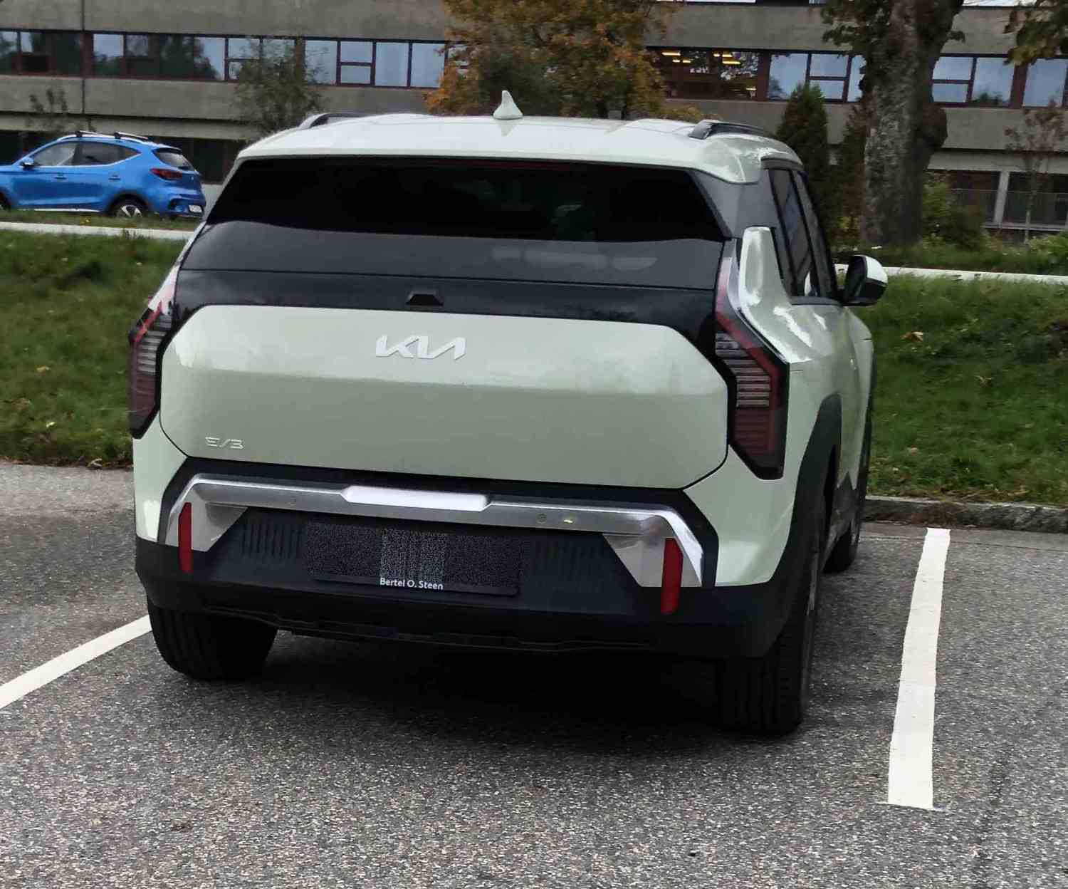 Kia EV3 Standard Range Exclusive grønn