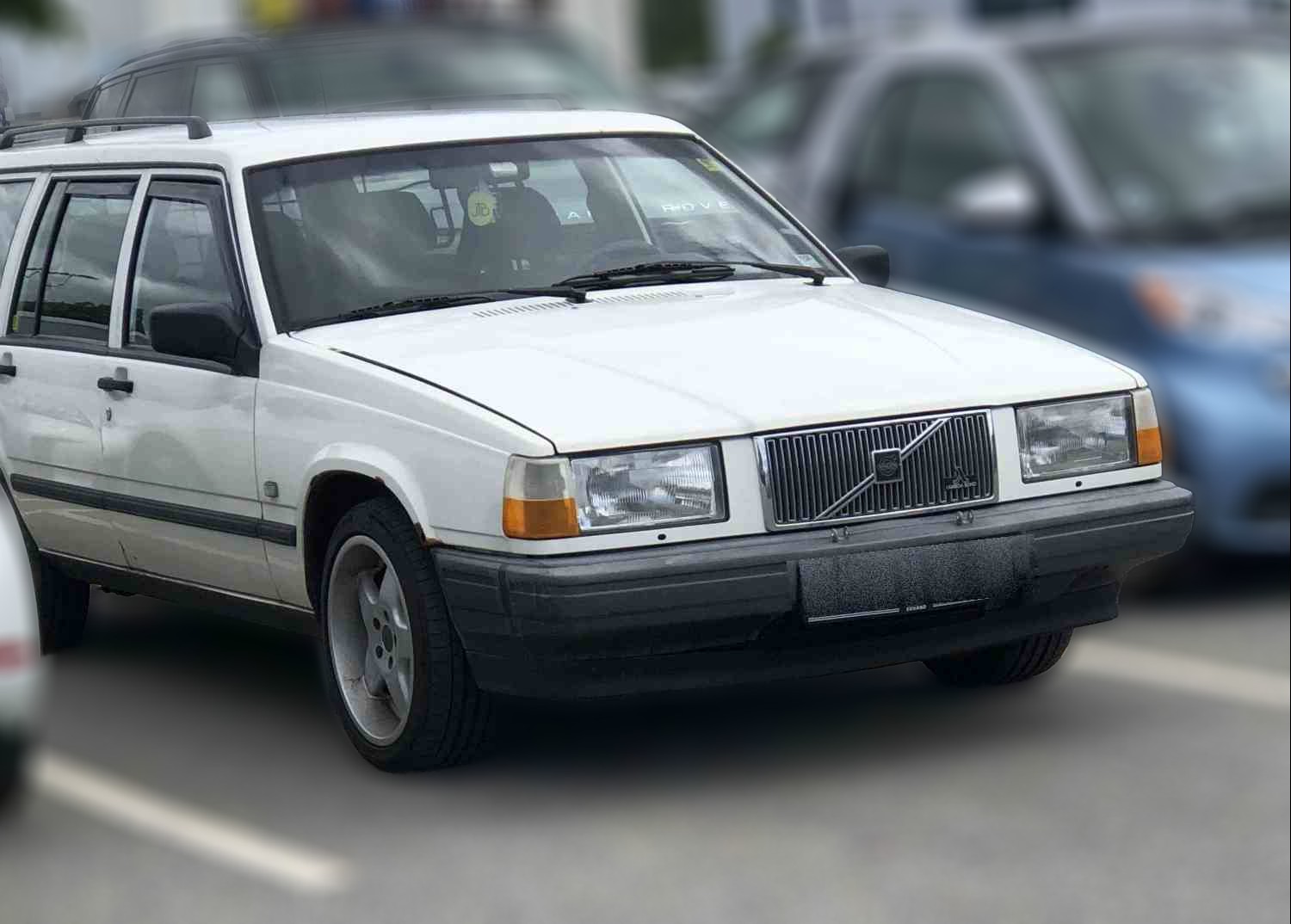 Volvo 740 745, 2,3, 116 hk hvit
