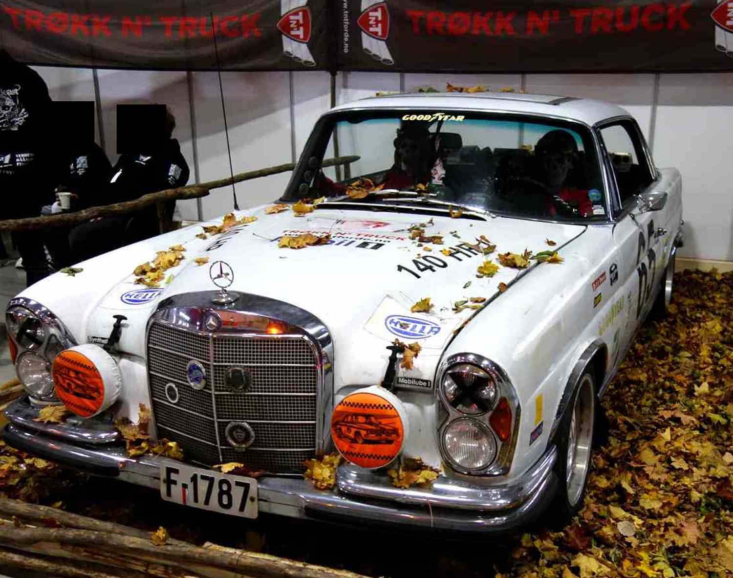 Mercedes-Benz W111 220 SE Coupé Manuel, 120hk