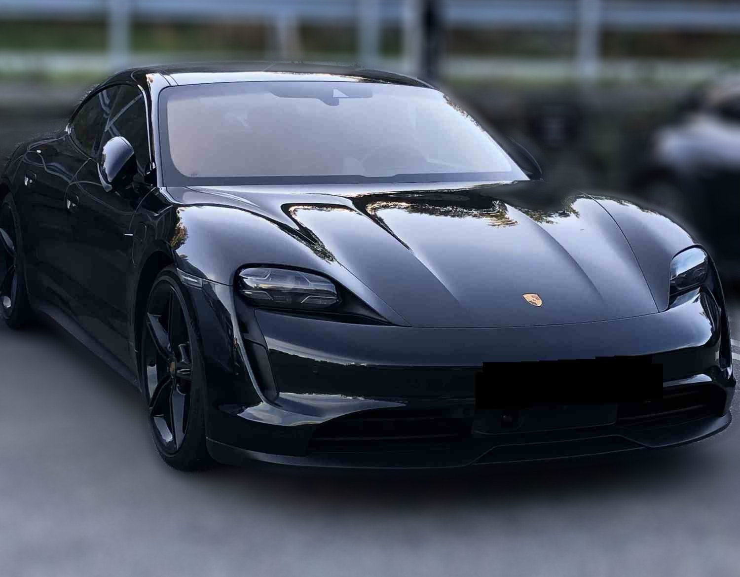 Porsche Taycan 4S