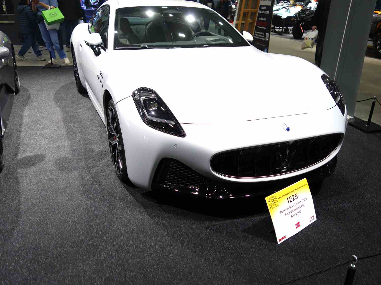 Maserati Gran-Turismo II Modena Automatic, 496hk