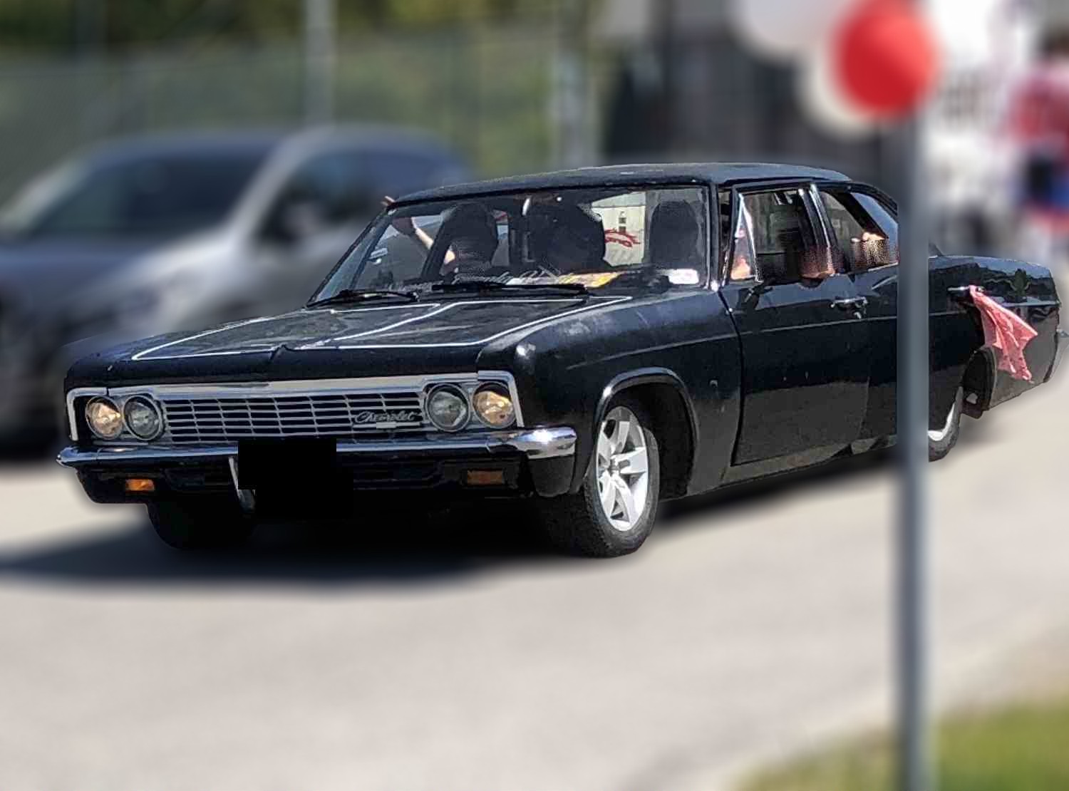 Chevrolet Impala Impala , 4 dørs sedan med 6 syl motor, 250 cui