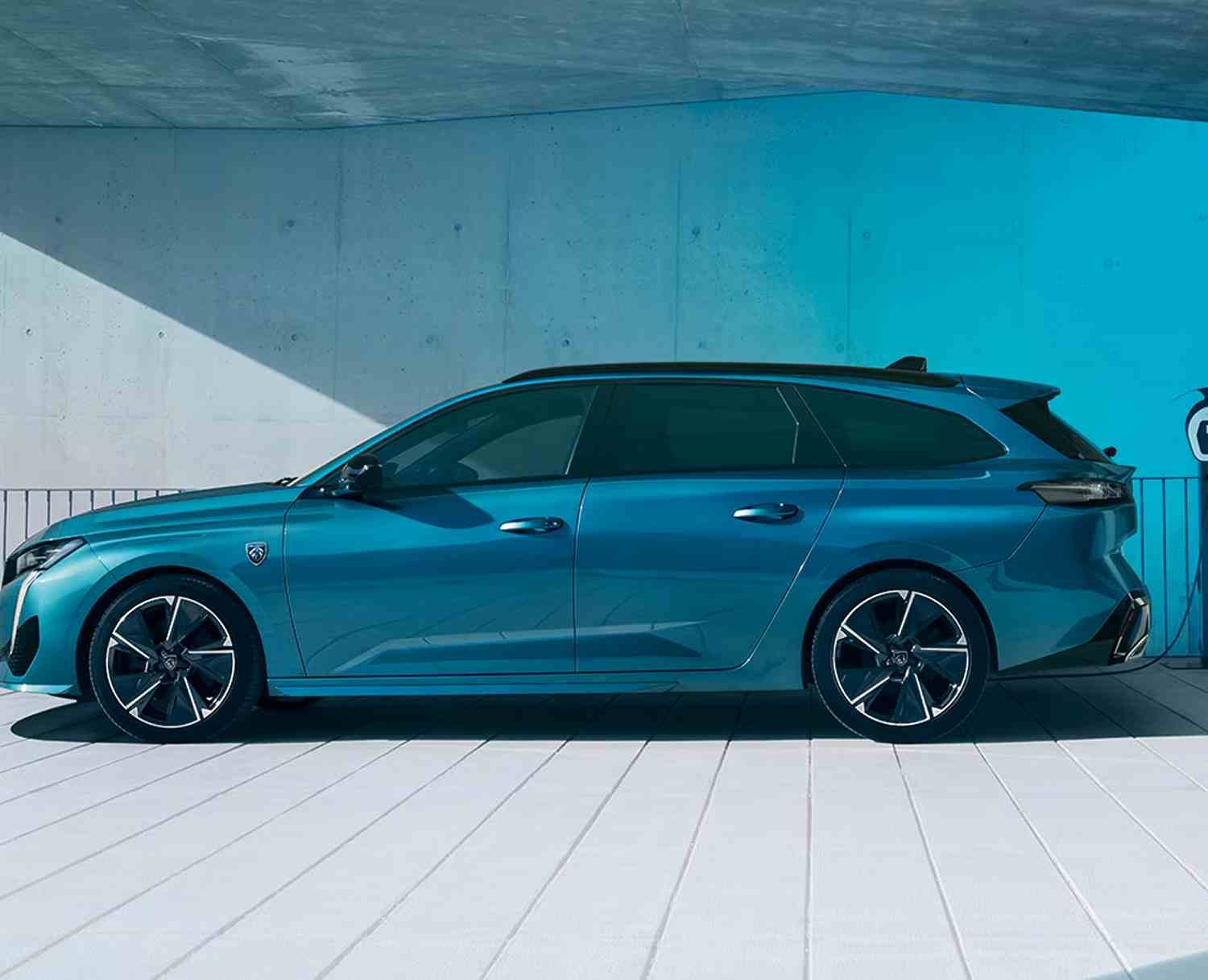 Peugeot e-308 SW Stasjonsvogn, GT 156 hk