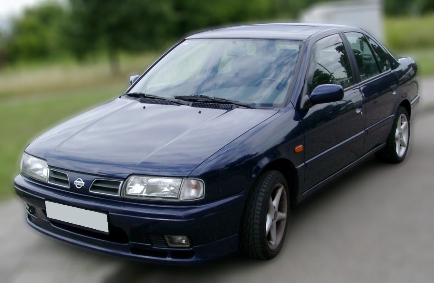 Nissan Primera Sedan 2.0 Manual, 125hk