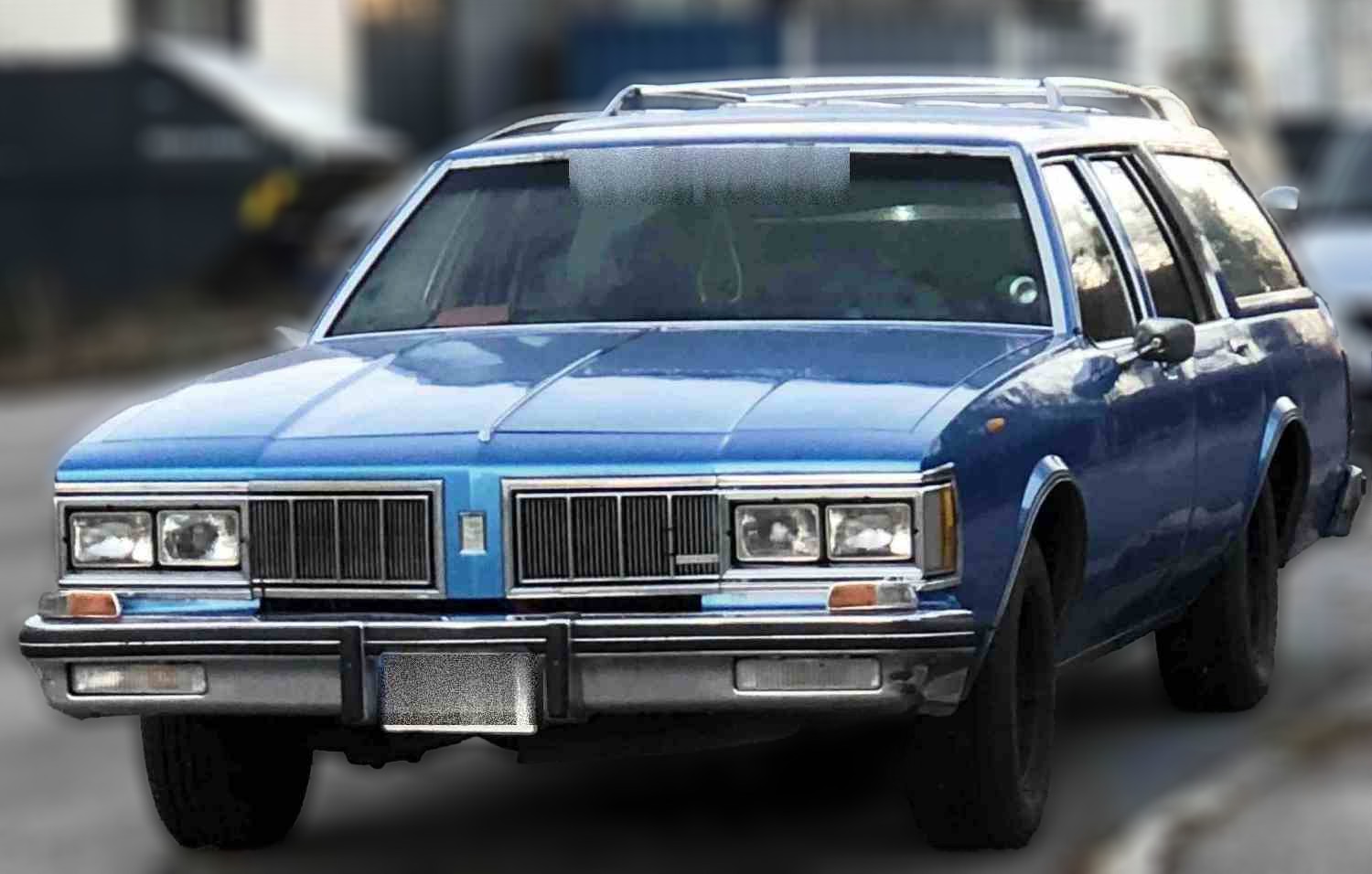 Oldsmobile Custom Cruiser 5.0 V8 Hydra-Matic, 152hp