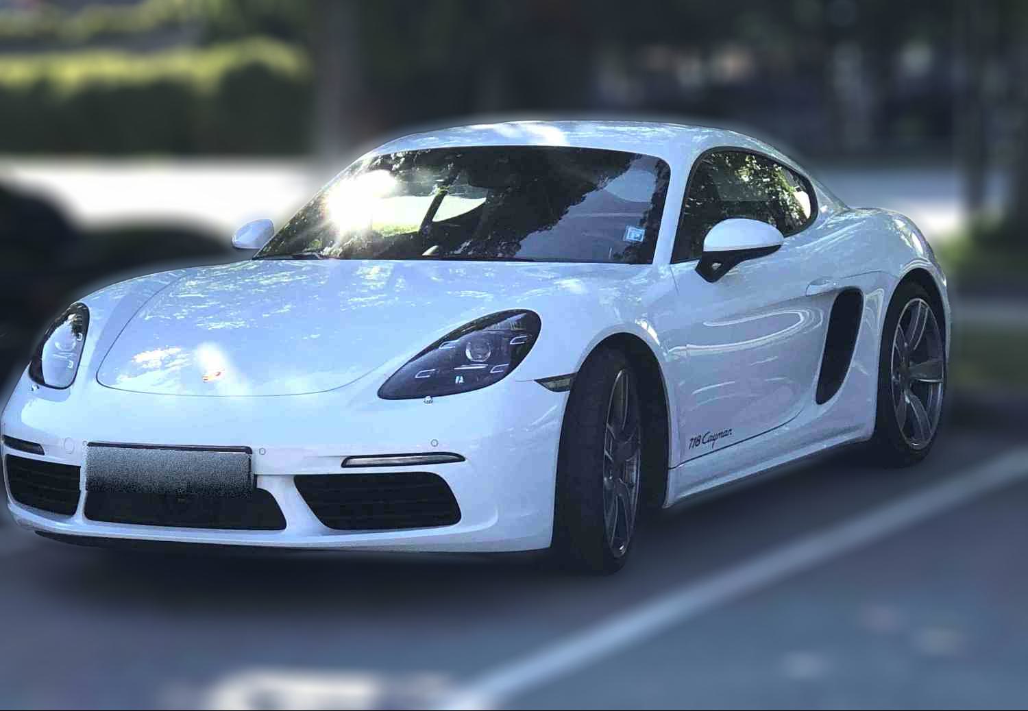 Porsche 718 Cayman,