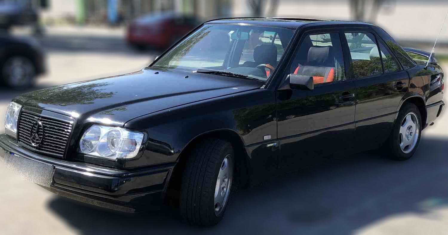 Mercedes-Benz E sedan 300 D 109HK