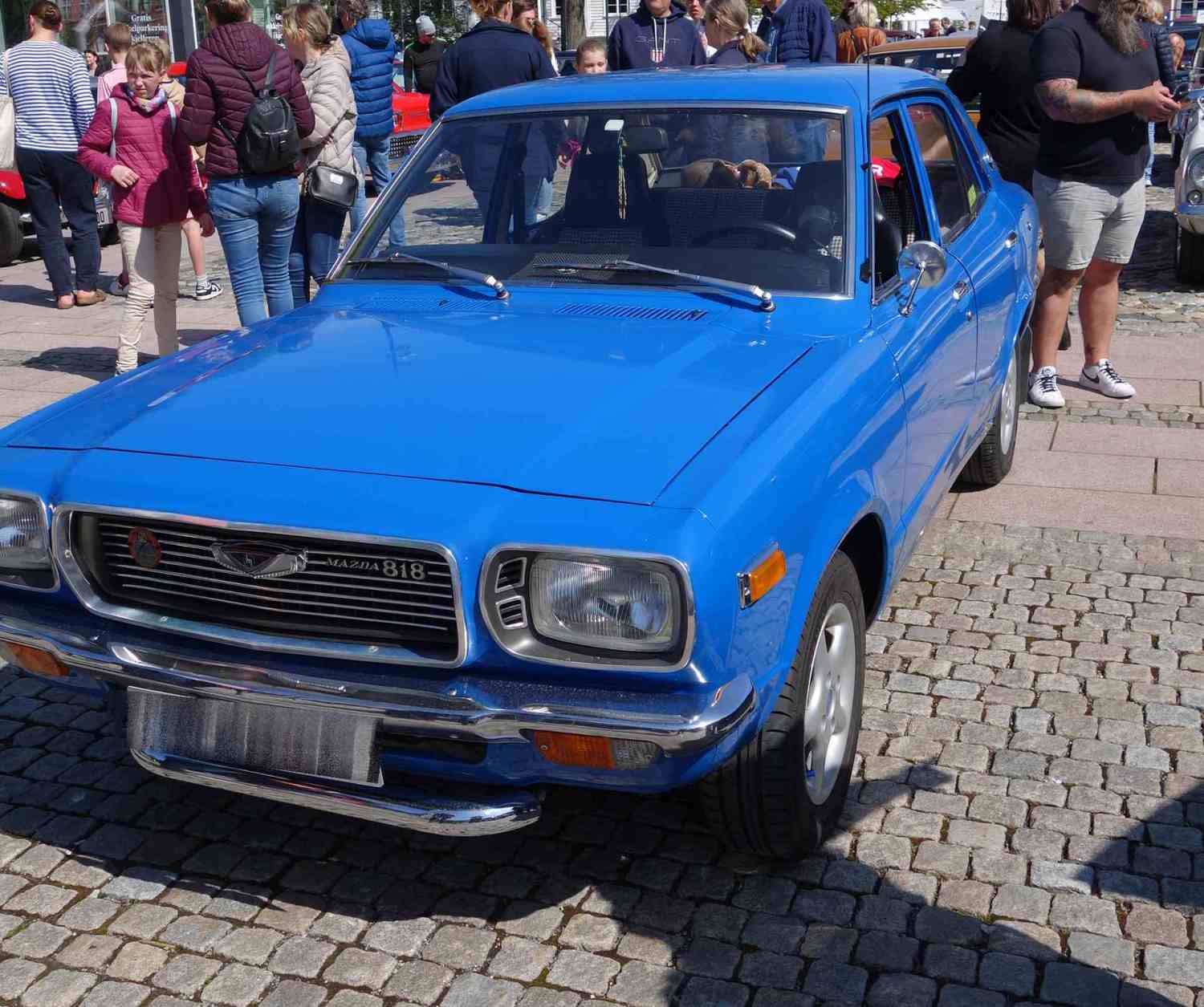 Mazda 818 Sedan 1st Gen 1.3 67hk