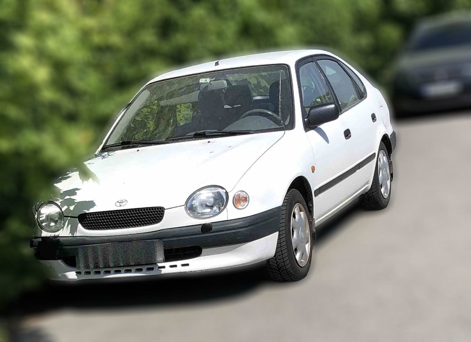 Toyota Corolla 5-dør halvkombi generation E110 1.3 85 HK
