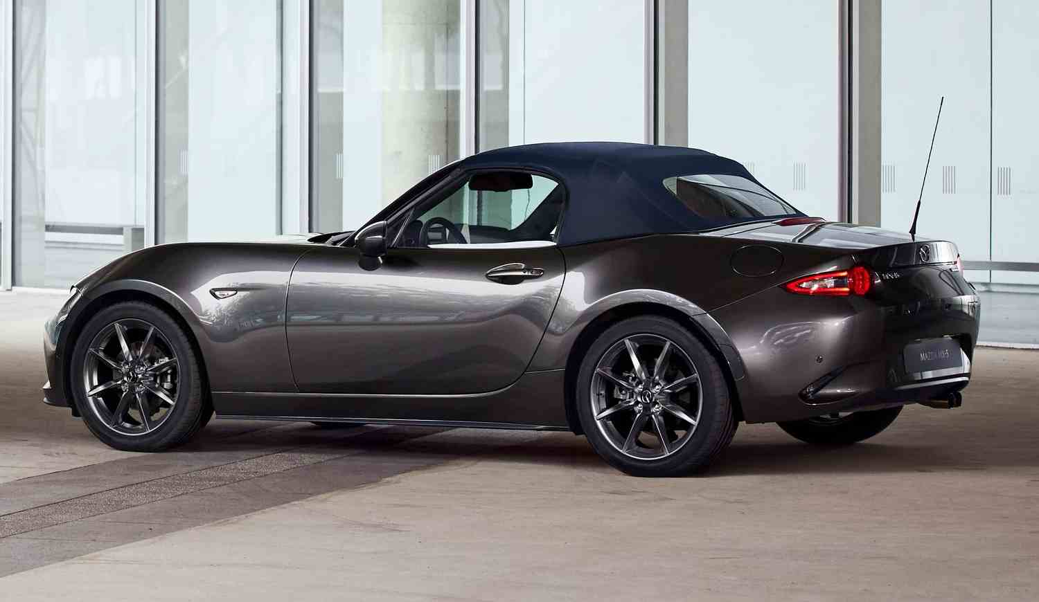 Mazda MX-5 1.5 132 HK 1.5 Softtop