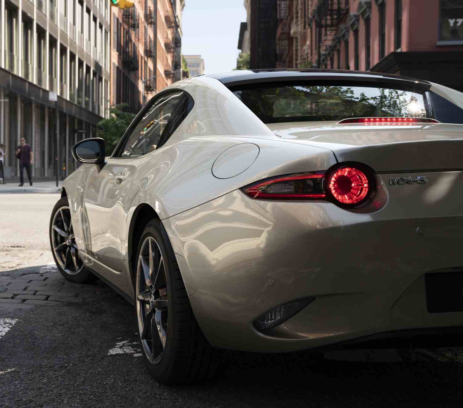 Mazda MX-5. 1.5 132 HK 1.5 RF