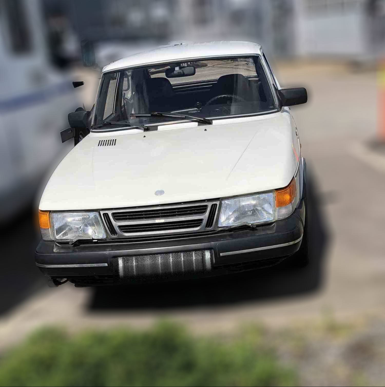 Saab 900 3 dørs 107 hk combikupe