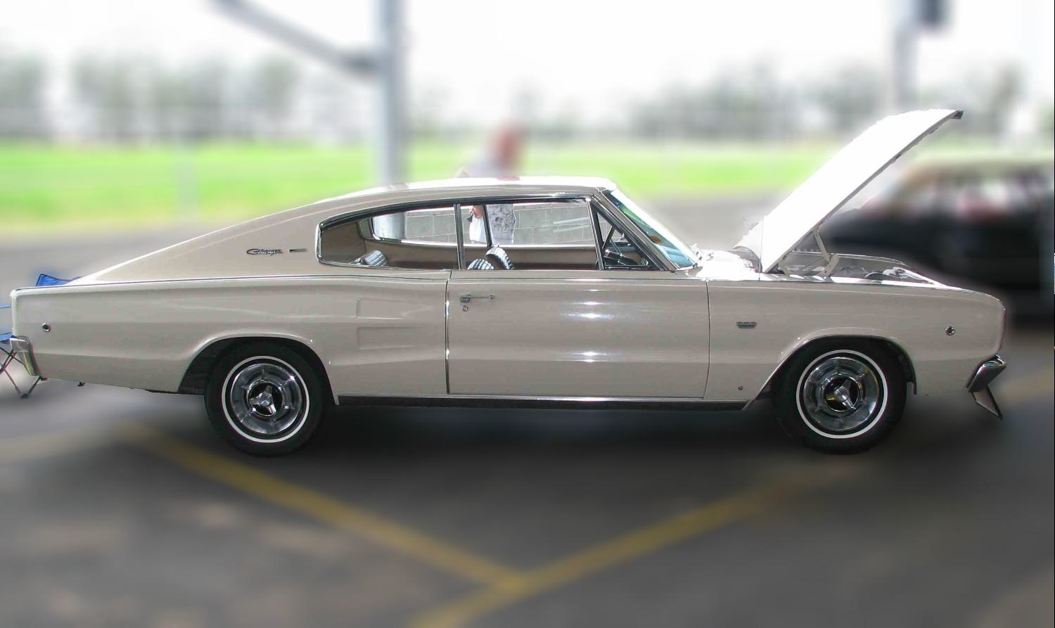 Dodge Charger 66  5,2 l, V8, manuell 4, 234 hk