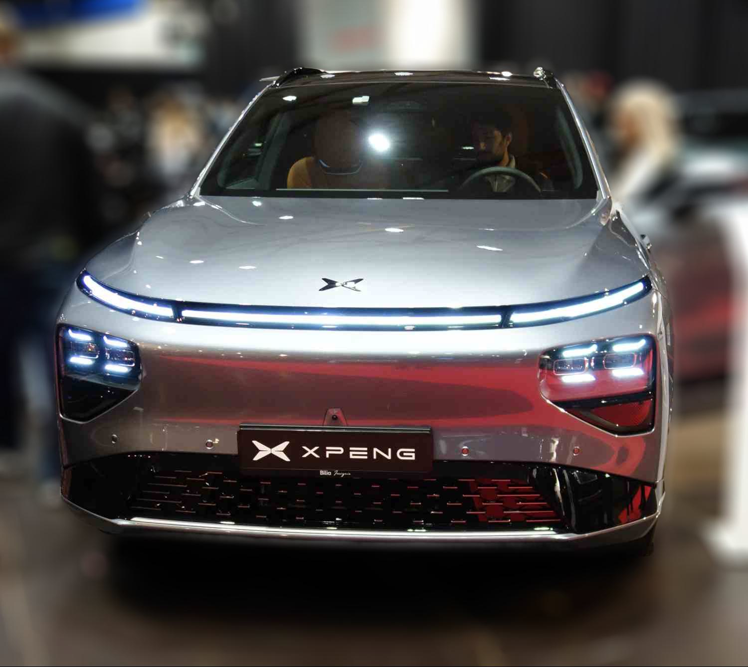 Xpeng G9 RWD Standard Range--