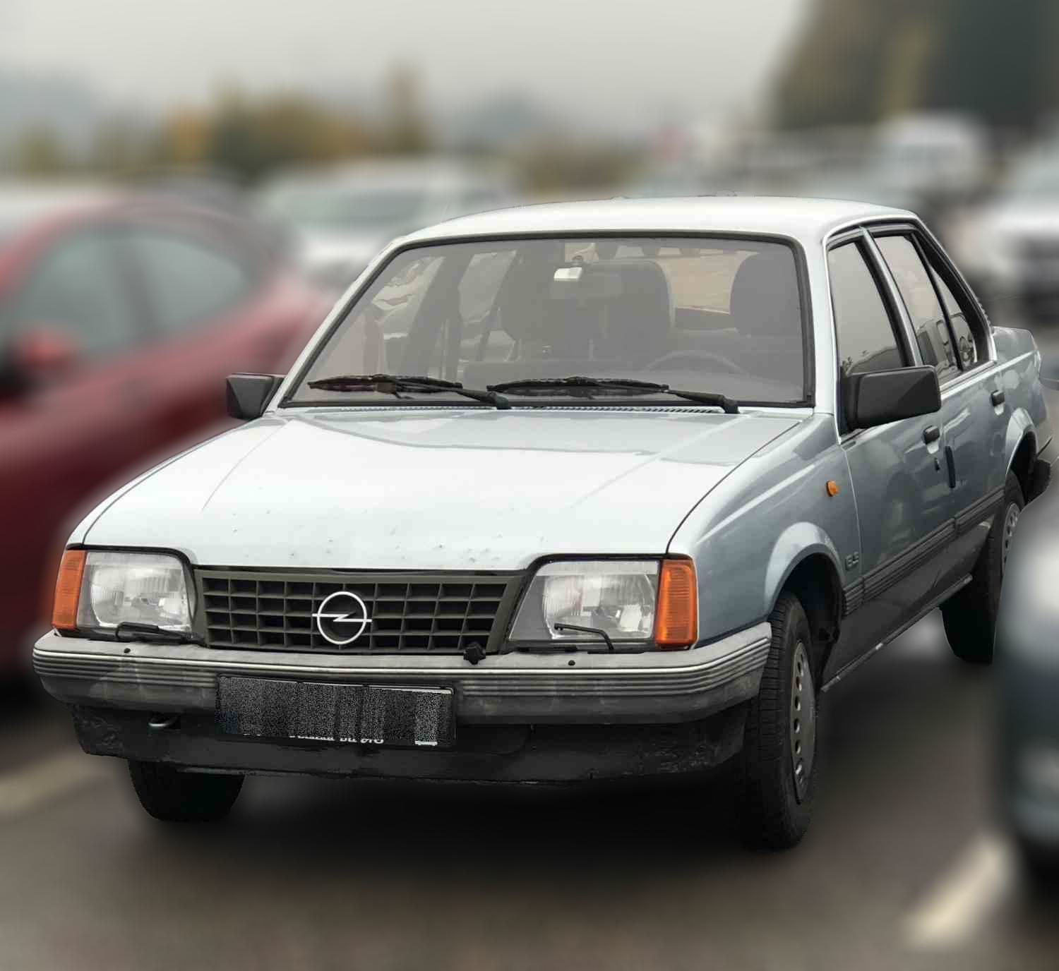 Opel Ascona. C2, 1,8 115 hk