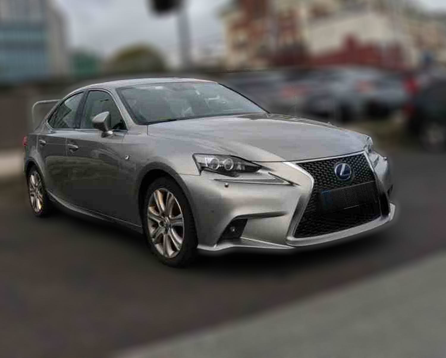 Lexus IS 300H,   223 hk, hybrid