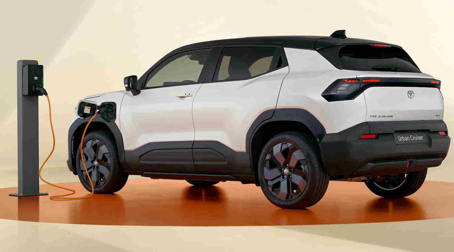 Toyota Urban-Cruiser Elektrisk 2WD 61 kwh Active